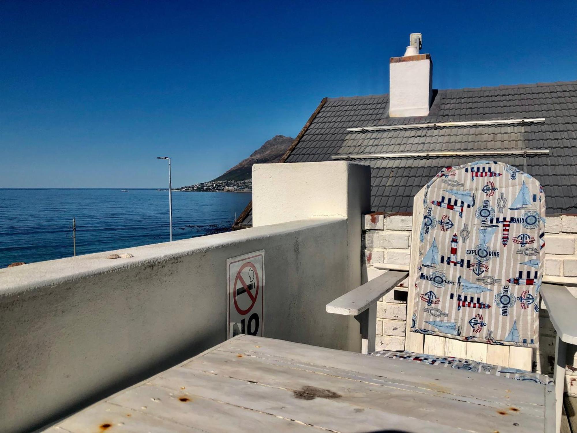 Ollava Guesthouse Simon's Town Exterior photo